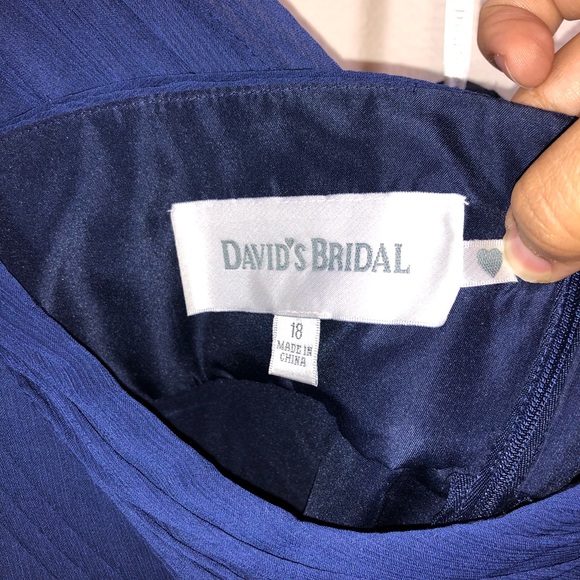 DAVID'S BRIDAL Short One Shoulder Chiffon Dress - Picture 4 of 5